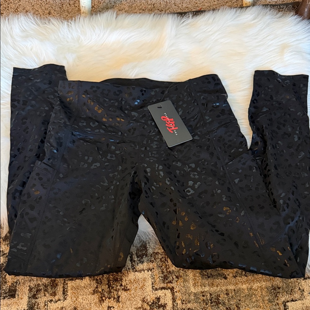 Chic Black Patterned Leggings